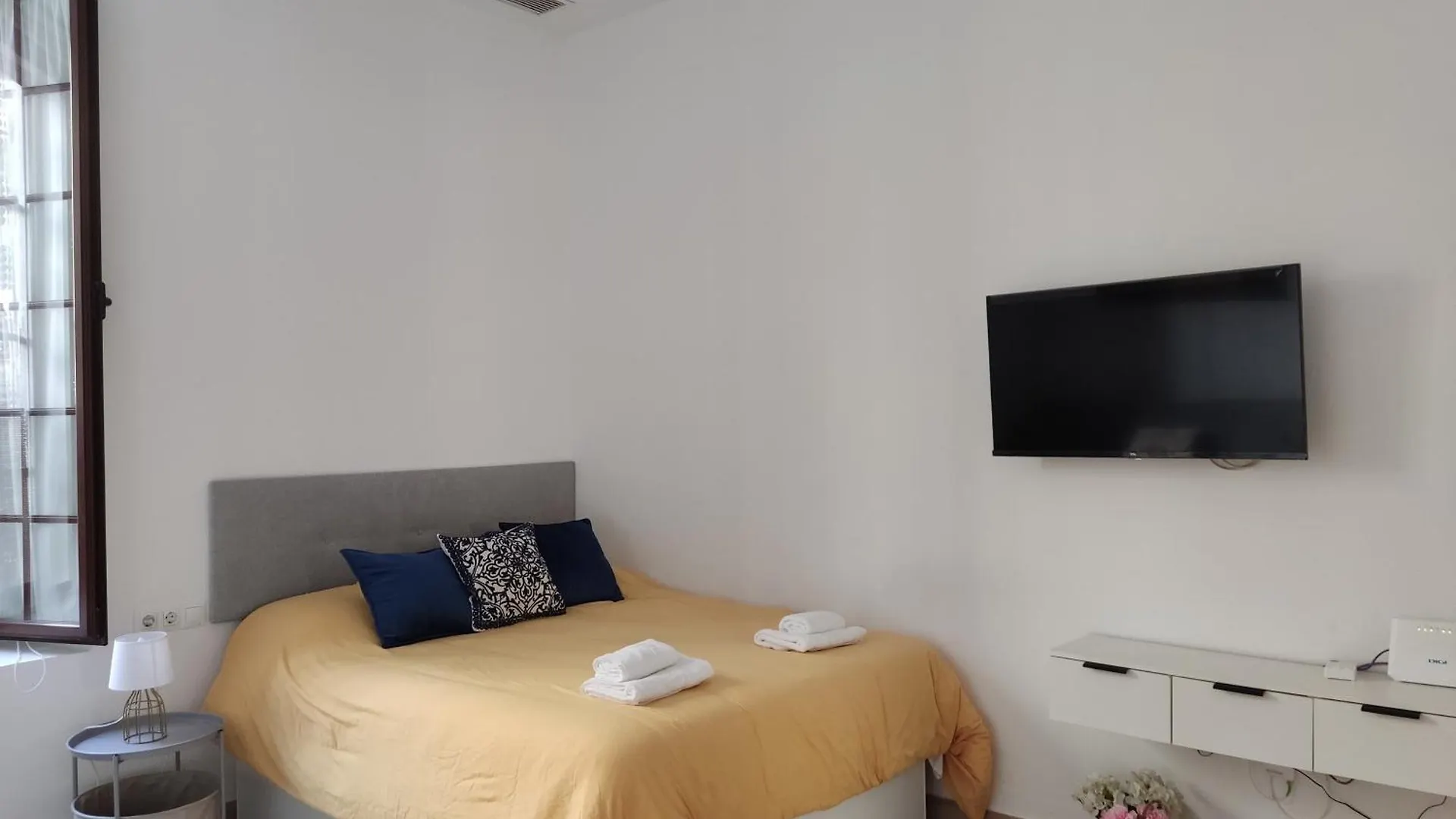 Estudio Moderno Con Opcion De Garaje Apartment Seville Spain
