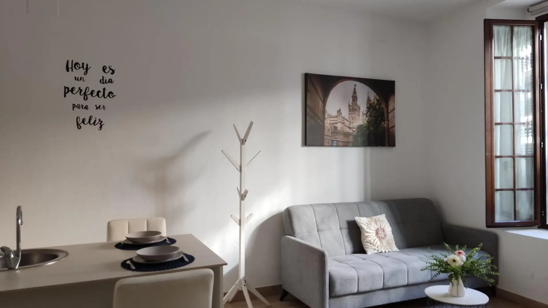 Estudio Moderno Con Opcion De Garaje Apartment Seville Spain